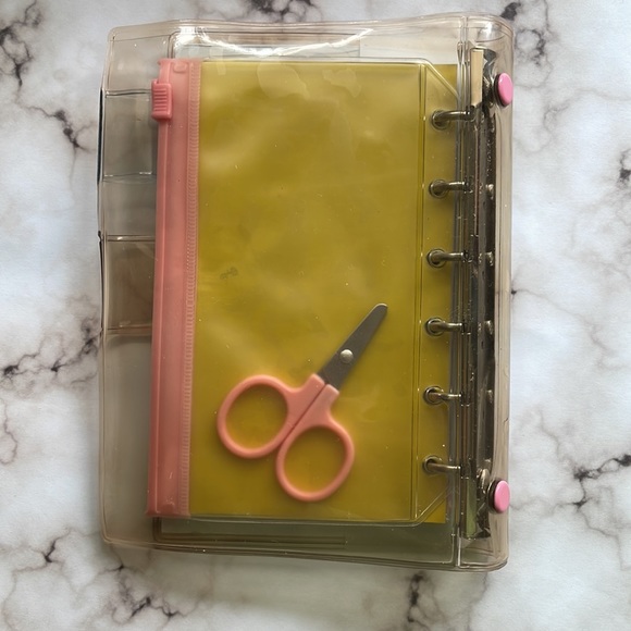 Vintage Sanrio Hello Kitty - Pink Angel Hello Kitty binder 1997 - Picture 3 of 8